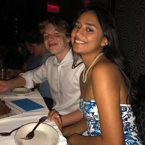 Meet your Posher, Francesca